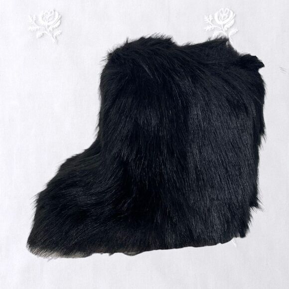 Shoes - NEW Chunky Fuzzy Teddy Black Faux Fur Boots EU 41 US 10 - 10.5